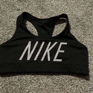 nike dri-fit sports bra